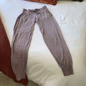 Mauve Lululemon Joggers